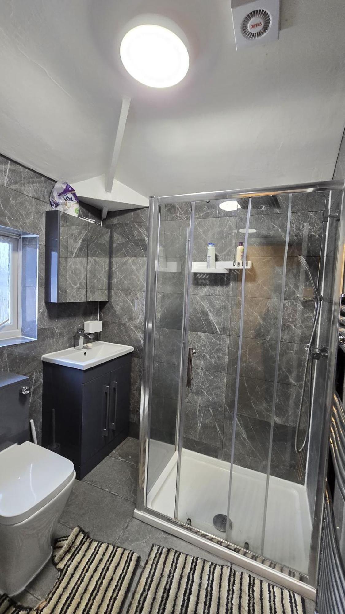 Entire Three Bedroom House In Бирмингем Экстерьер фото