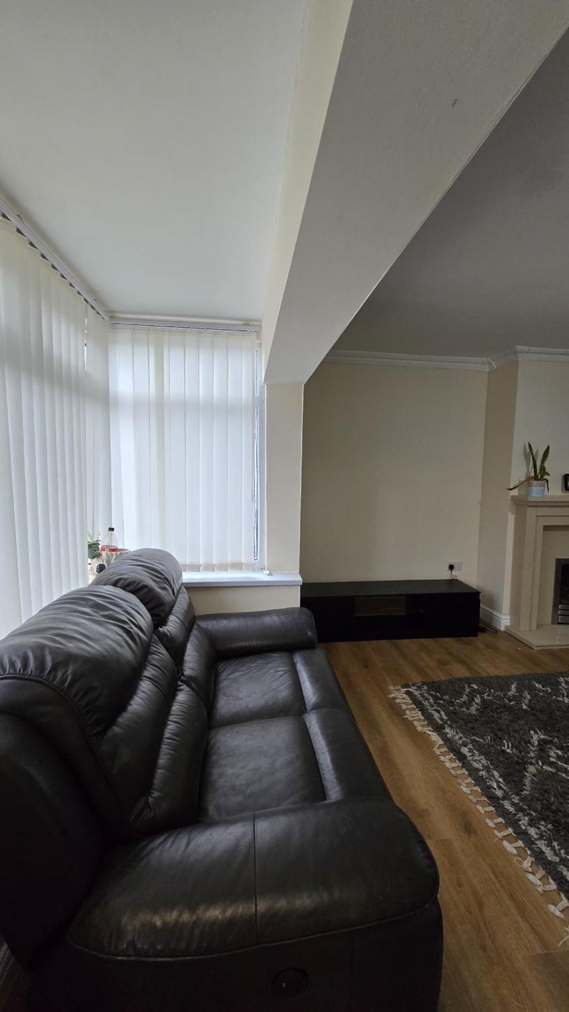 Entire Three Bedroom House In Бирмингем Экстерьер фото