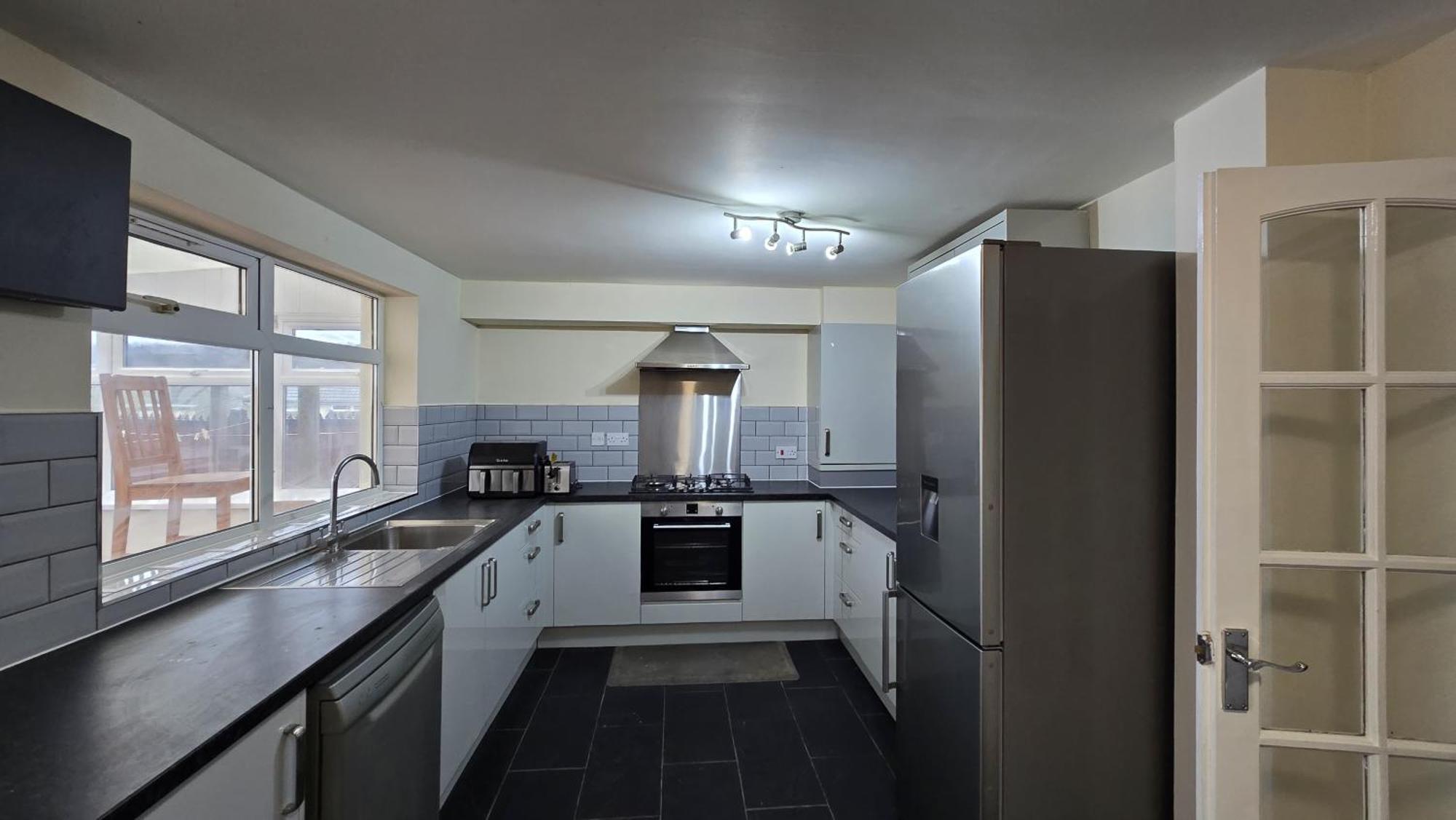 Entire Three Bedroom House In Бирмингем Экстерьер фото