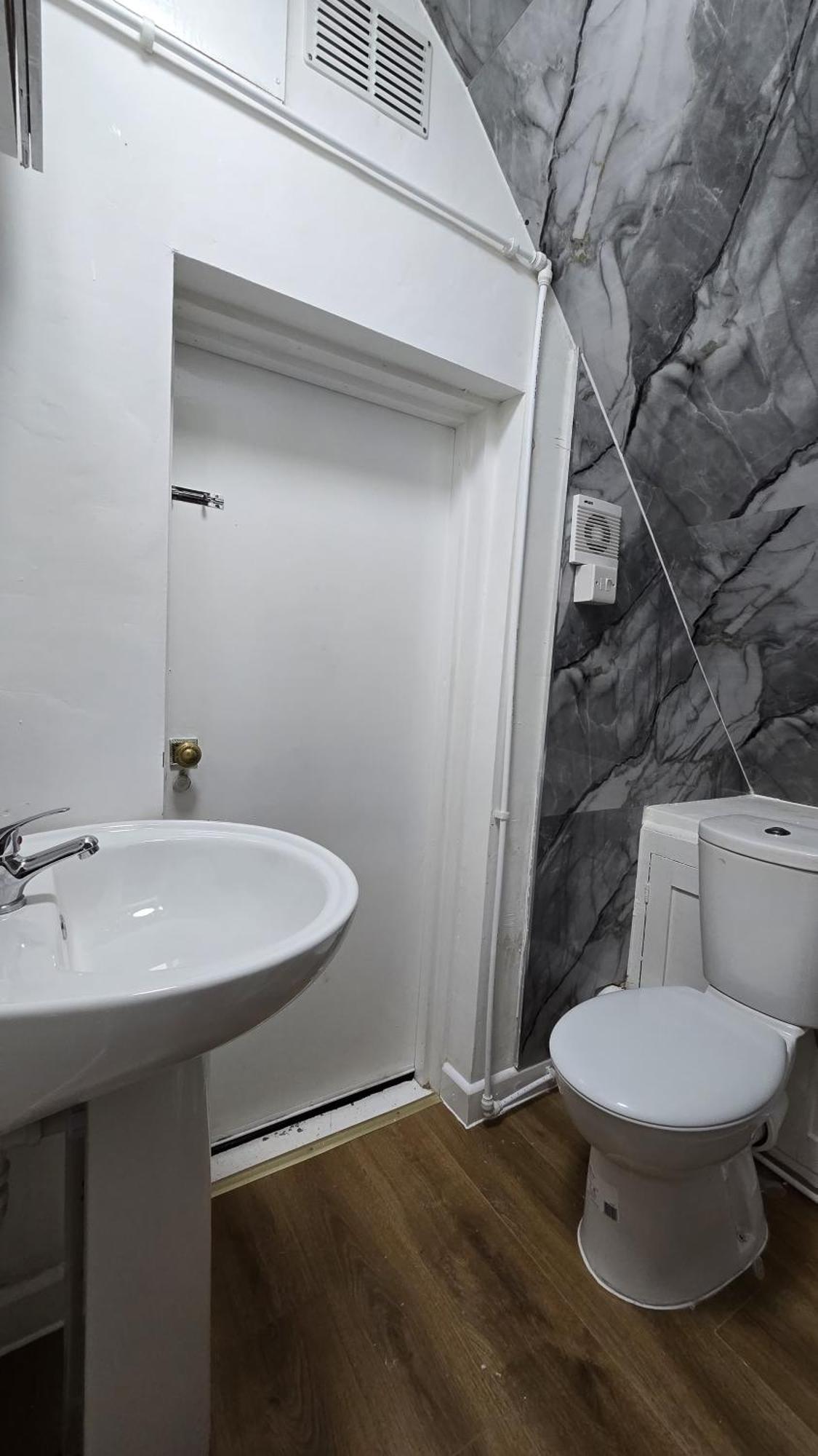 Entire Three Bedroom House In Бирмингем Экстерьер фото